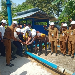 Bupati Lingga Resmikan Optimalisasi Pemanfaatan Embung Gemuruh Pipa Transmisi Air Baku